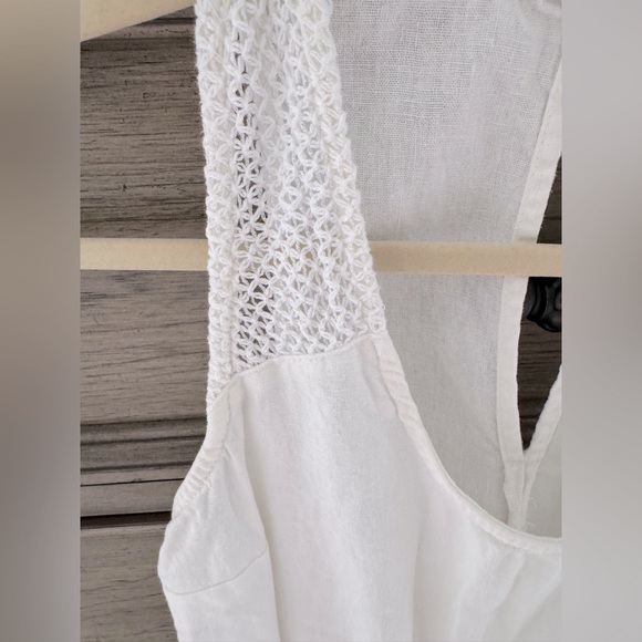White Linen Sleeveless Romper EUC One Piece Shorts Crochet Tie Waist Old Navy S - Picture 7 of 13